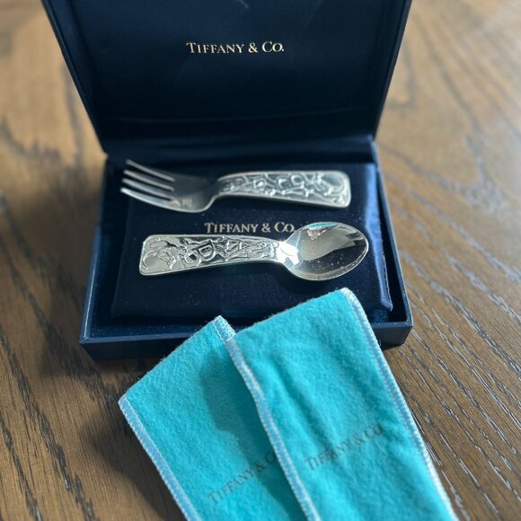AUTHENTIC New in Box Tiffany & Co. Sterling Silver "ABC" baby spoon and fork set - Picture 5 of 5